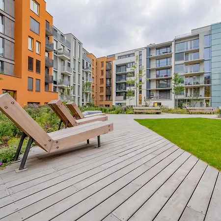Premium Woodsy With Parking Garage By Rentez Apartament *