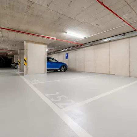 Premium Woodsy With Parking Garage By Rentez Apartament Praga