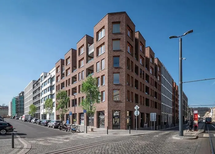 Premium Woodsy With Parking Garage By Rentez Apartament