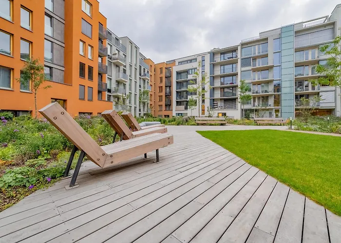 Premium Woodsy With Parking Garage By Rentez Apartament *